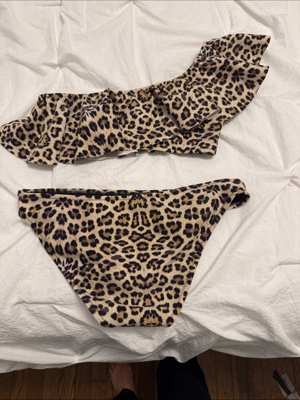 Leopard Print Ruffle One-Shoulder Bikini Set - Brown - Picture 4 of 4